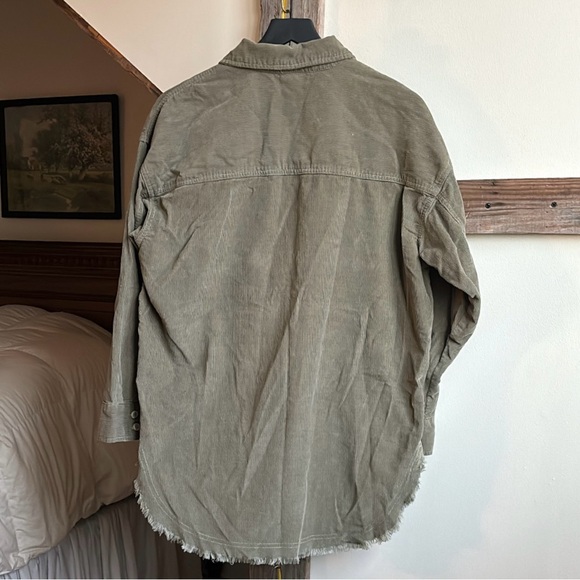 Offline By Aerie Corduroy Quarter-Zip Shacket - Picture 6 of 10